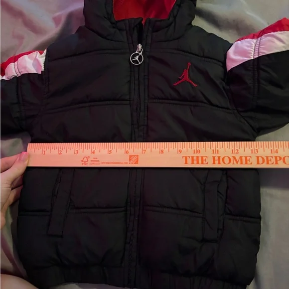 Boys black and Red Jordan Jacket in size 2T - Picture 6 of 8